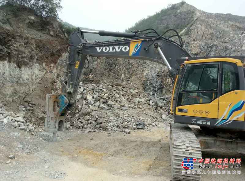 山西出售转让二手1700小时2013年沃尔沃EC380DL挖掘机