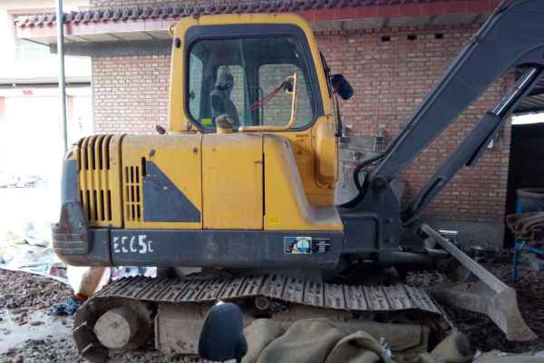 山西出售转让二手3900小时2011年沃尔沃EC55B挖掘机