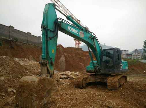 贵州出售转让二手4774小时2011年神钢SK210挖掘机