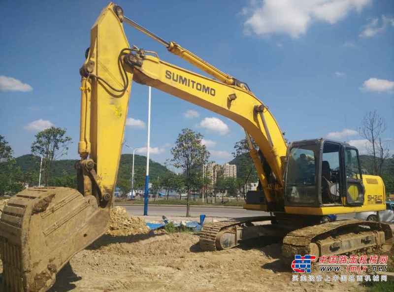 贵州出售转让二手7173小时2010年住友SH240挖掘机