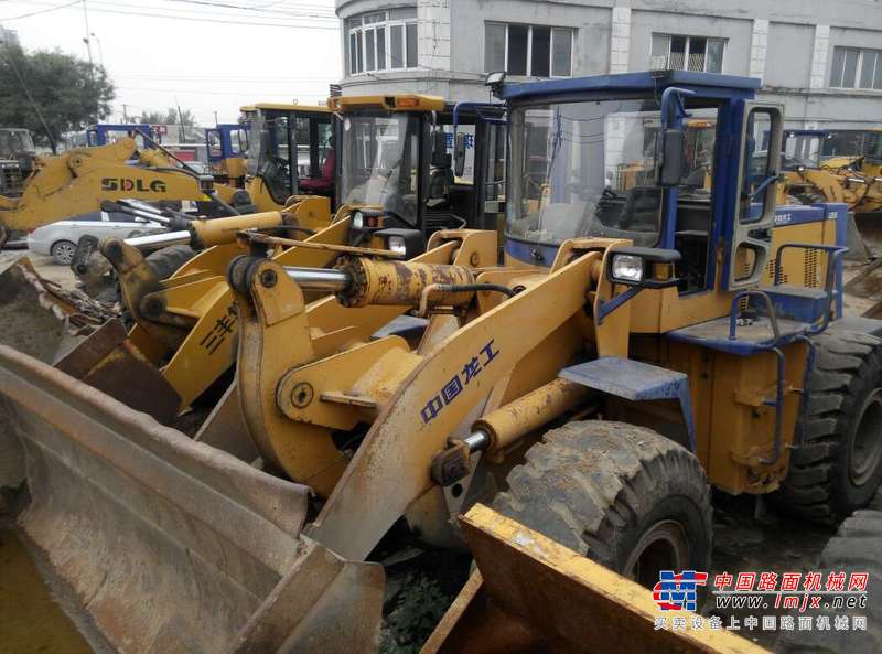 辽宁出售转让二手3900小时2008年龙工LG855装载机