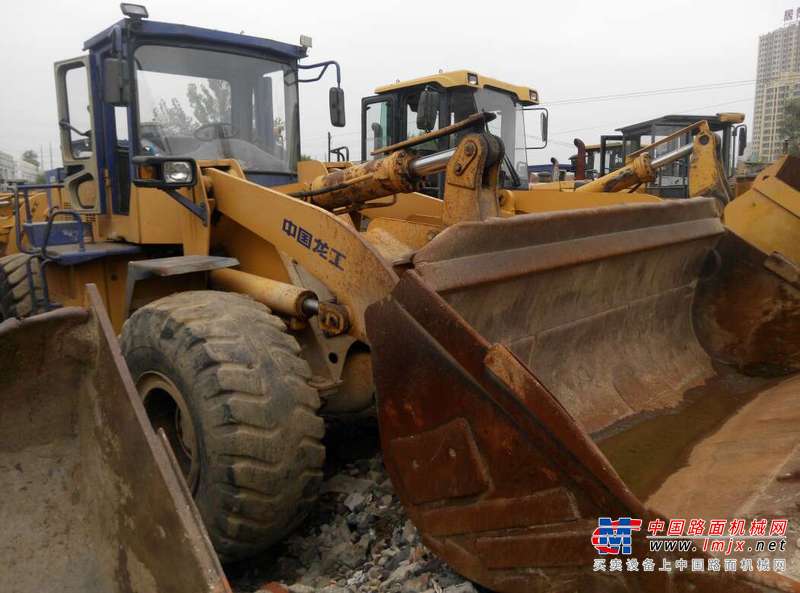 辽宁出售转让二手3900小时2008年龙工LG855装载机