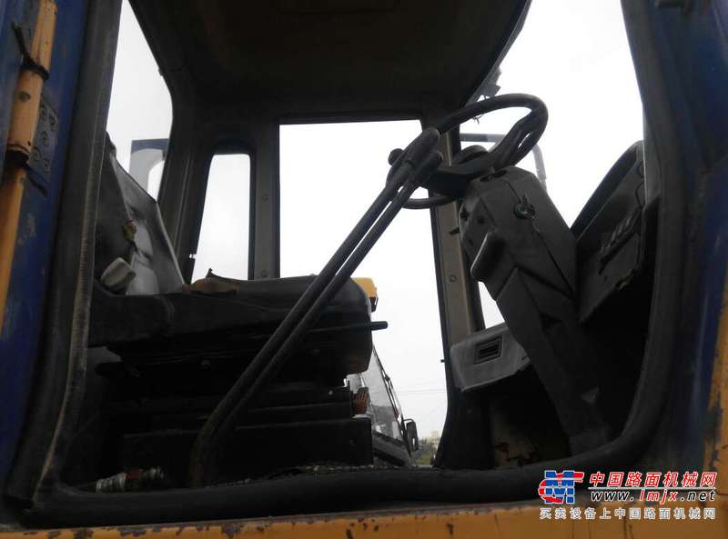 辽宁出售转让二手3900小时2008年龙工LG855装载机