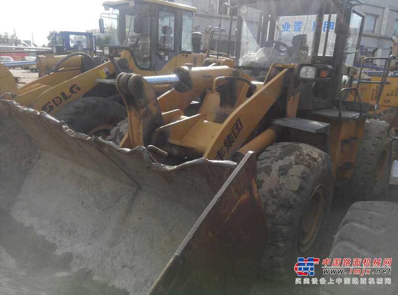 辽宁出售转让二手4000小时2010年龙工LG855B装载机