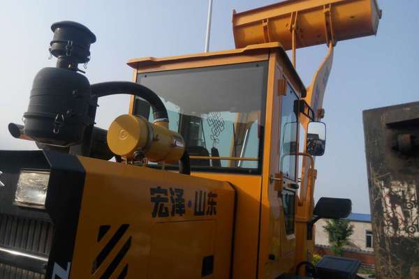 辽宁出售转让二手2000小时2015年宏泽HZ935装载机