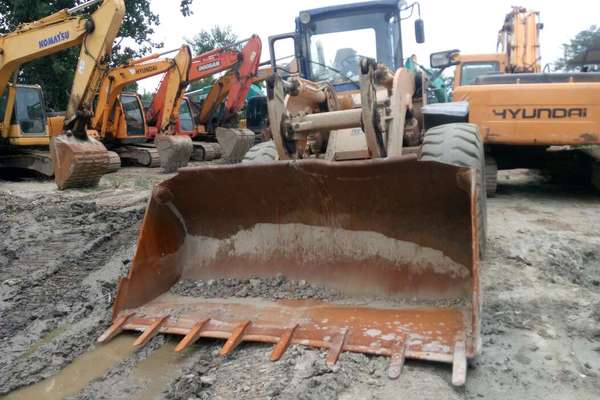 四川出售转让二手7600小时2008年龙工LG853装载机