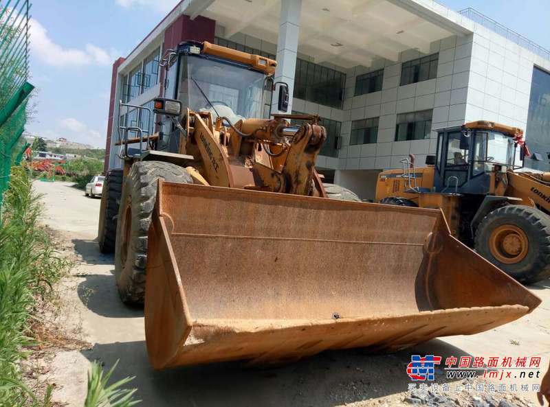 贵州出售转让二手9200小时2011年龙工LG855D装载机