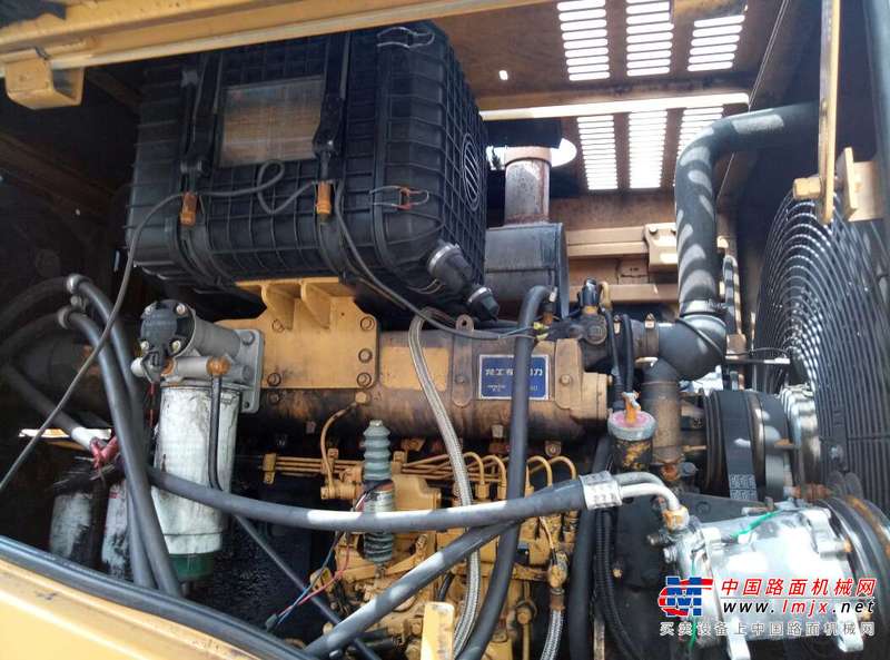 贵州出售转让二手6400小时2013年龙工LG855D装载机