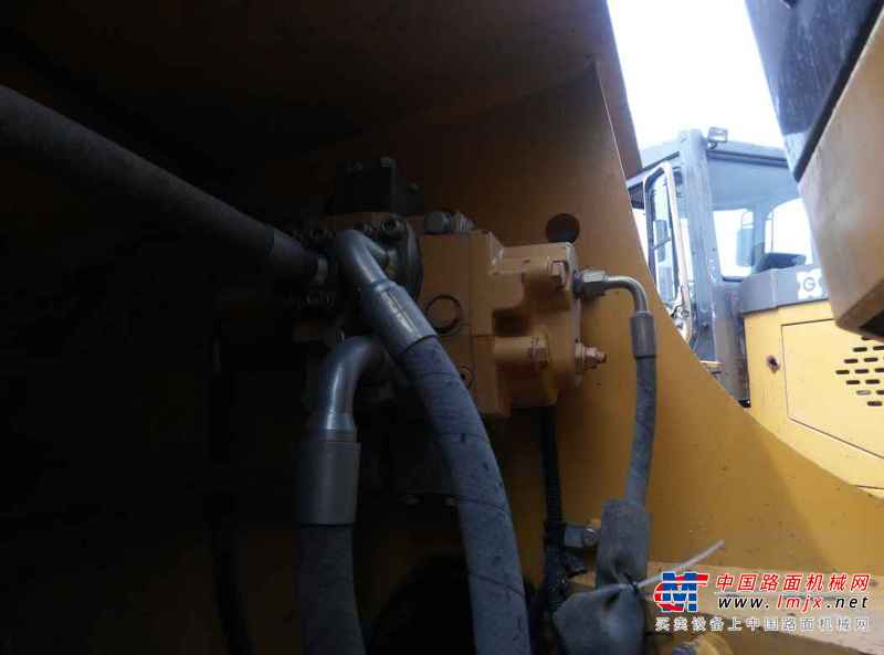 辽宁出售转让二手6900小时2012年徐工LW500KL装载机