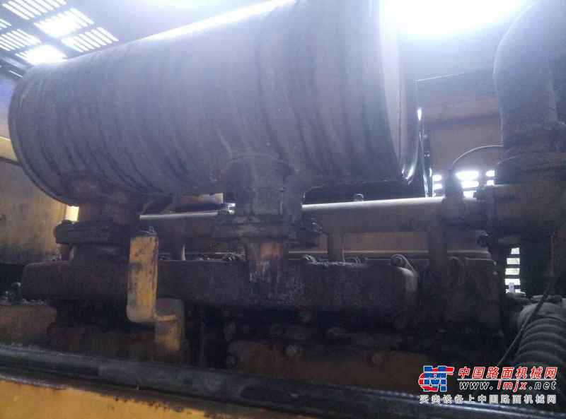 山西出售转让二手6800小时2014年龙工LG833装载机