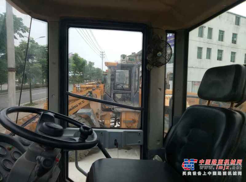 贵州出售转让二手1600小时2015年龙工LG855D装载机