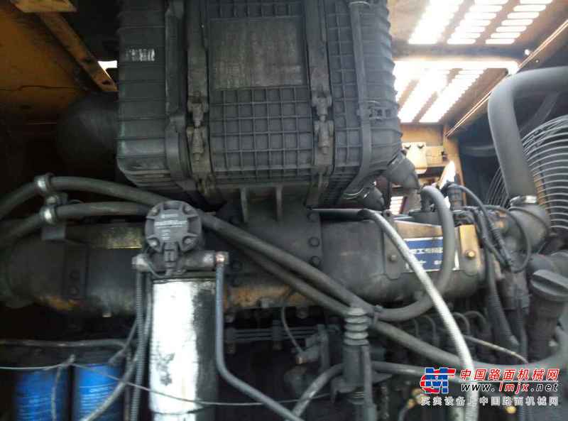 贵州出售转让二手2000小时2013年龙工LG855D装载机