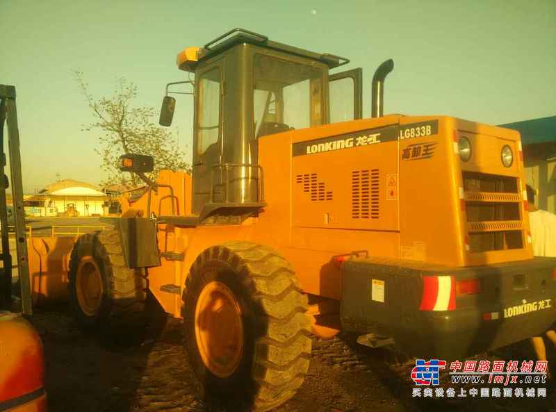 陕西出售转让二手900小时2016年龙工LG833B装载机