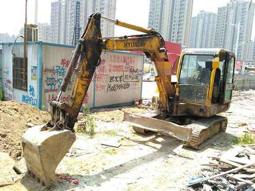 江西出售转让二手7727小时2010年现代R60挖掘机