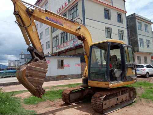 云南出售转让二手16094小时2009年小松PC60挖掘机