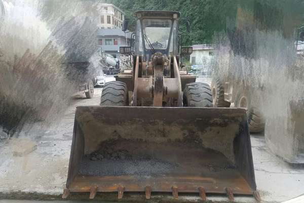贵州出售转让二手8000小时2011年柳工CLG855装载机