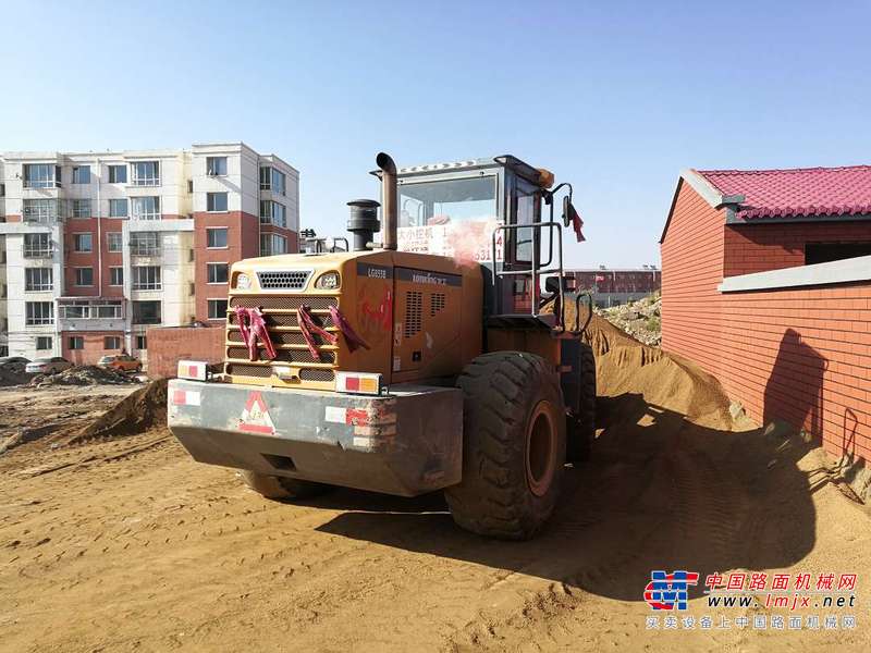 内蒙古出售转让二手3500小时2011年龙工LG855B装载机
