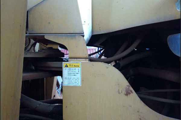 江西出售转让二手8000小时2012年龙工LG850装载机