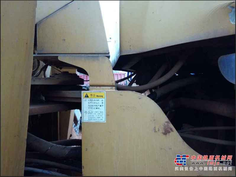 江西出售转让二手8000小时2012年龙工LG850装载机