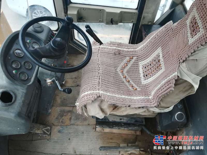 陕西出售转让二手6800小时2009年龙工LG855B装载机