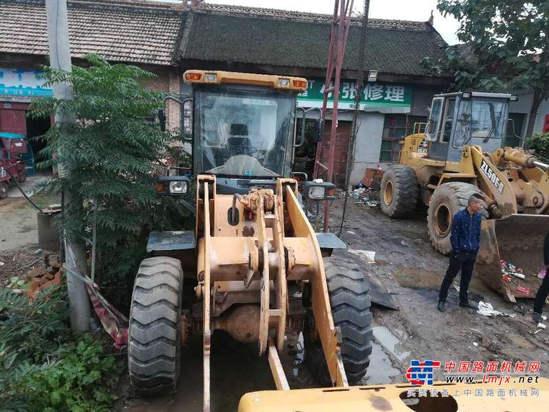 陕西出售转让二手5000小时2011年龙工LG833B装载机