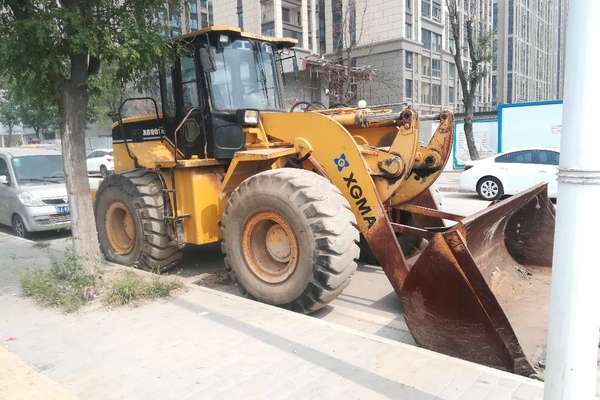 陕西出售转让二手8000小时2011年厦工XG951III装载机