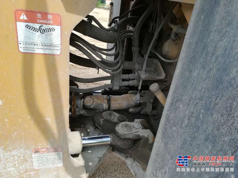 辽宁出售转让二手6000小时2010年山工SEM650装载机