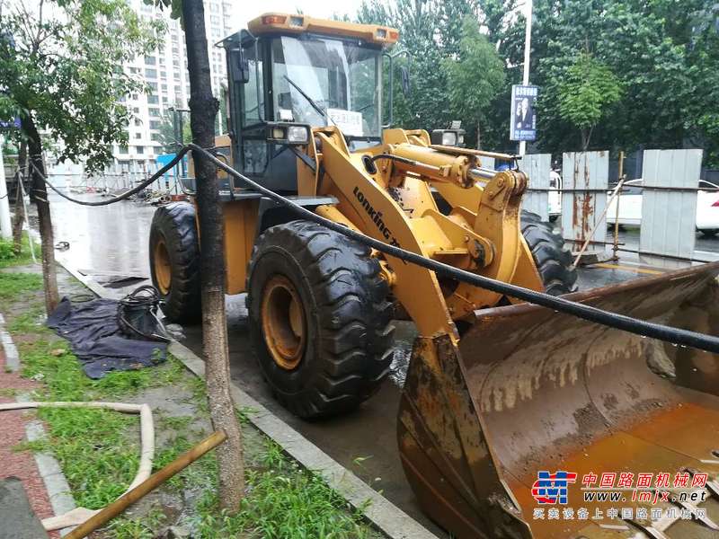 辽宁出售转让二手6000小时2007年龙工LG855B装载机