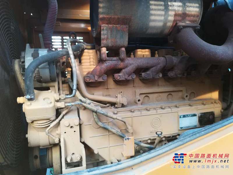 辽宁出售转让二手4000小时2014年龙工LG855D装载机