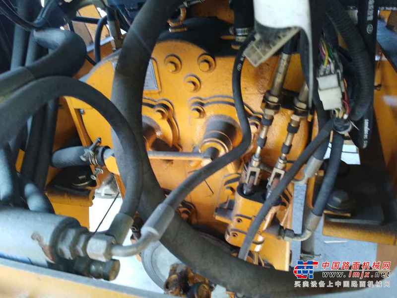 山西出售转让二手300小时2016年龙工LG818装载机