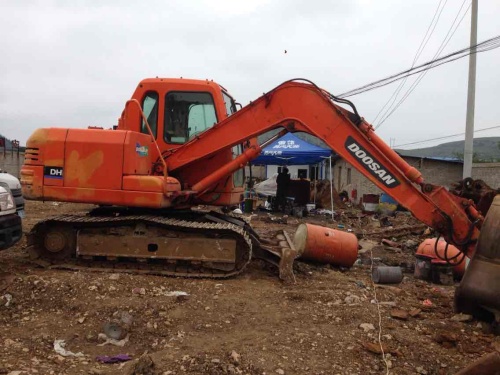 贵州出售转让二手4000小时2013年斗山DH80GOLD挖掘机