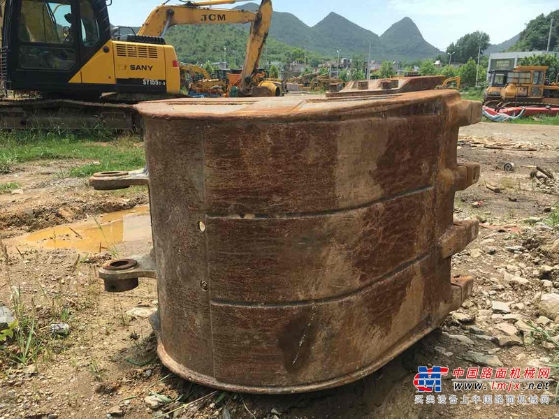 贵州出售转让二手4068小时2014年奇瑞迪凯DE150挖掘机