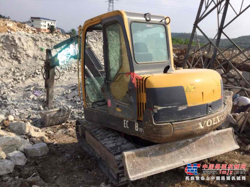 贵州出售转让二手5500小时2012年沃尔沃EC55B挖掘机