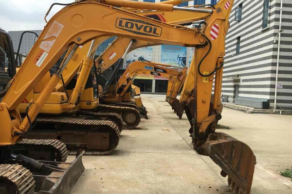 贵州出售转让二手6350小时2011年福田雷沃FR65挖掘机