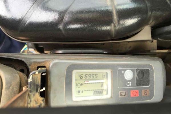 山西出售转让二手6600小时2009年日立ZX55UR挖掘机