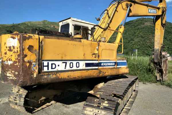 贵州出售转让二手18000小时2002年加藤HD700挖掘机