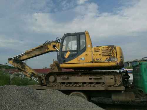 山西出售转让二手8894小时2010年柳工915D挖掘机