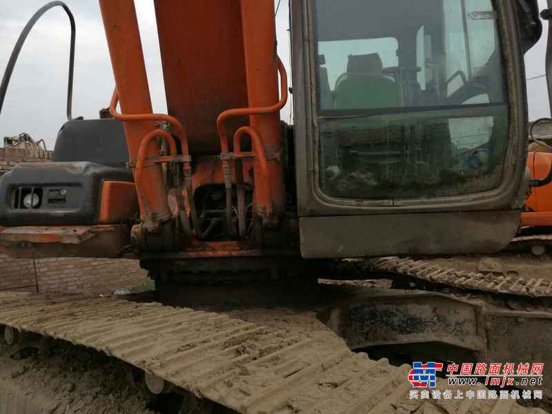 山西出售转让二手18000小时2004年日立ZX270HHE挖掘机