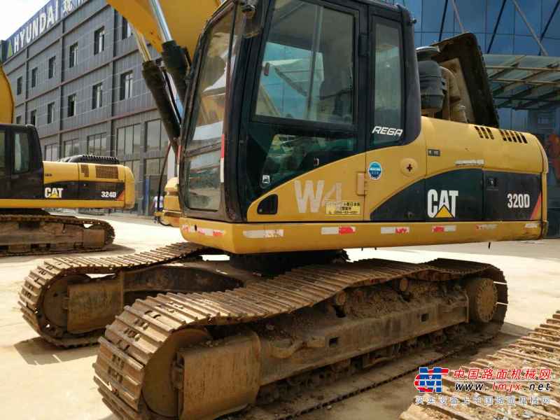 贵州出售转让二手8025小时2010年卡特彼勒320D挖掘机