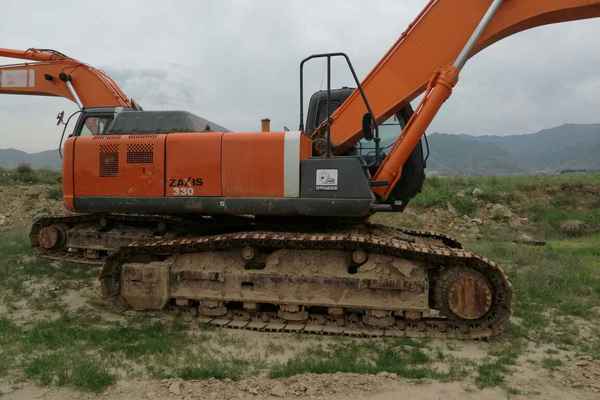 山西出售转让二手4700小时2010年日立ZX330挖掘机