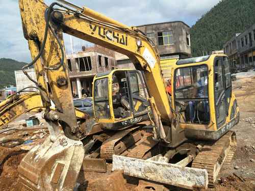 贵州出售转让二手7500小时2010年玉柴YC60挖掘机