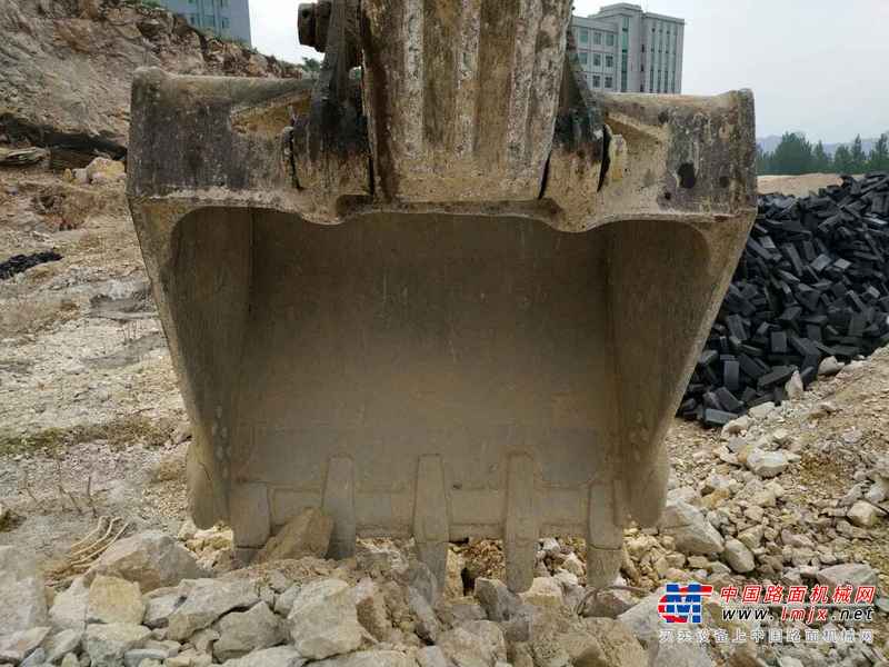 贵州出售转让二手9573小时2009年神钢SK260LC挖掘机