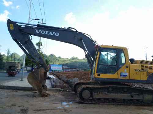 贵州出售转让二手4520小时2014年沃尔沃EC210B挖掘机