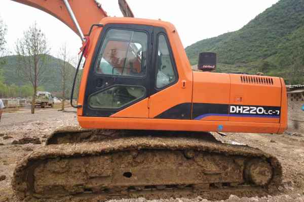 贵州出售转让二手7621小时2010年斗山DH220LC挖掘机
