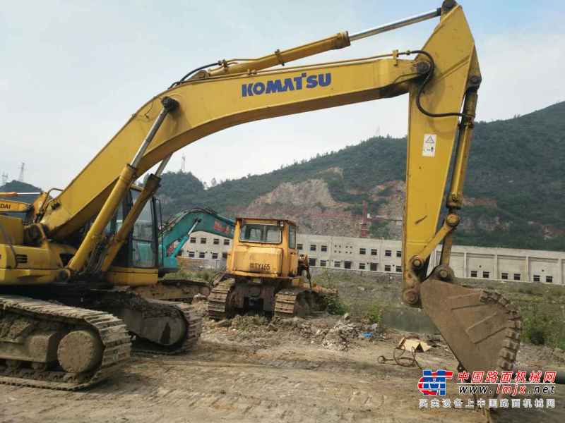 贵州出售转让二手23574小时2002年小松PC300挖掘机