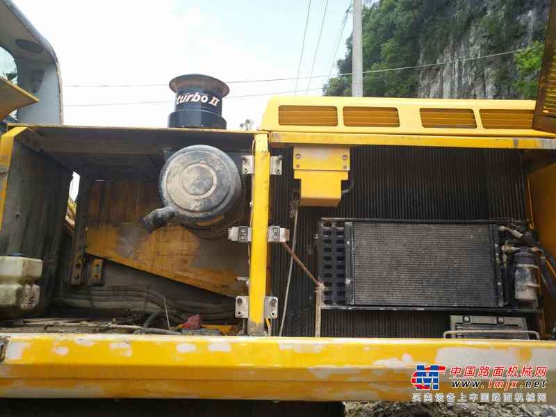 贵州出售转让二手7860小时2011年JCBJS360LC挖掘机