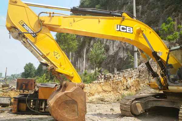 贵州出售转让二手7860小时2011年JCBJS360LC挖掘机