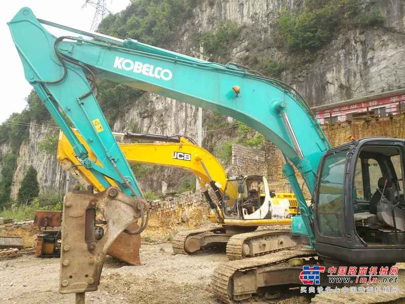 贵州出售转让二手10516小时2009年神钢SK260LC挖掘机