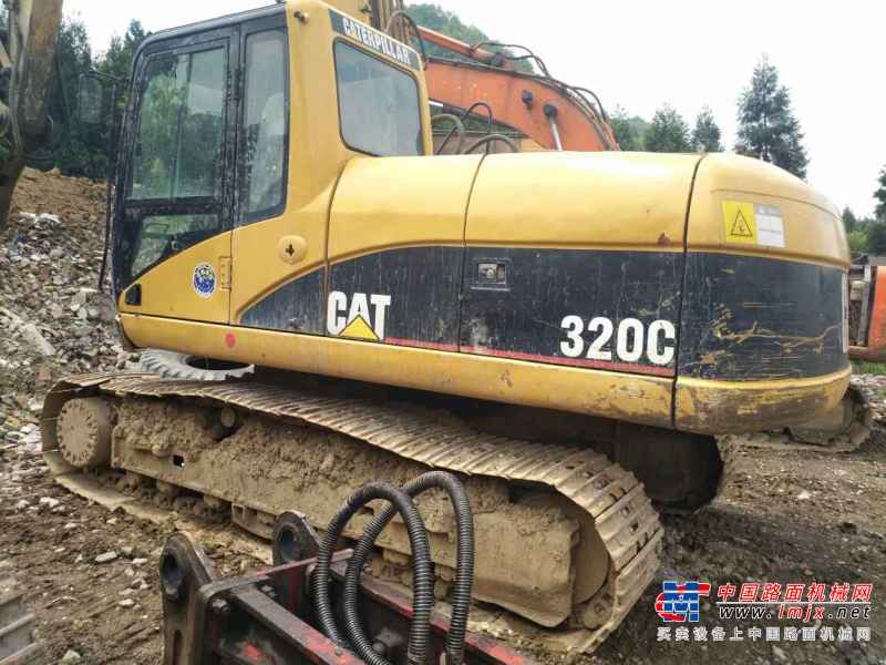 贵州出售转让二手11714小时2005年卡特彼勒320C挖掘机