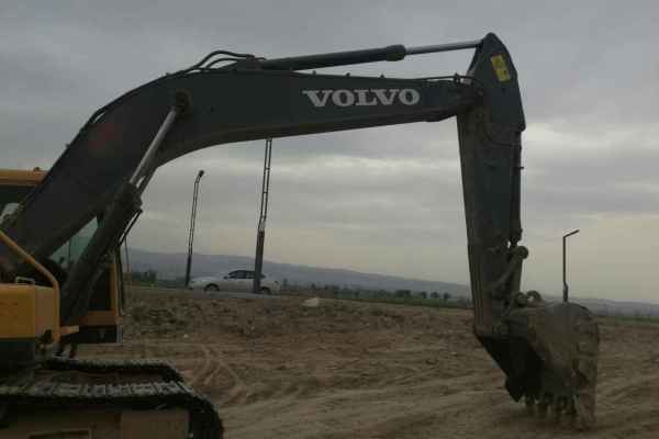 山西出售转让二手8300小时2010年沃尔沃EC210BLC挖掘机